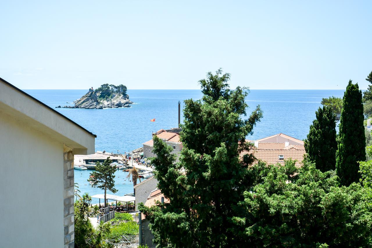 Apartments Minja S Petrovac Buitenkant foto